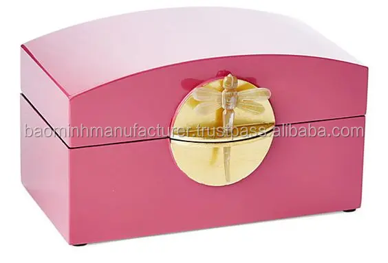 Glossy Lacquer Jewelry Box With Mother of Pearl Dragonfly Clasp