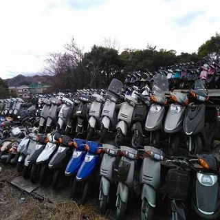 JAPANESE HIGH QUALITY USED MOTORCYCLES WITH WHOLESALES PRICE (WE handle only FULL Container 20 or 40 Feet Container)