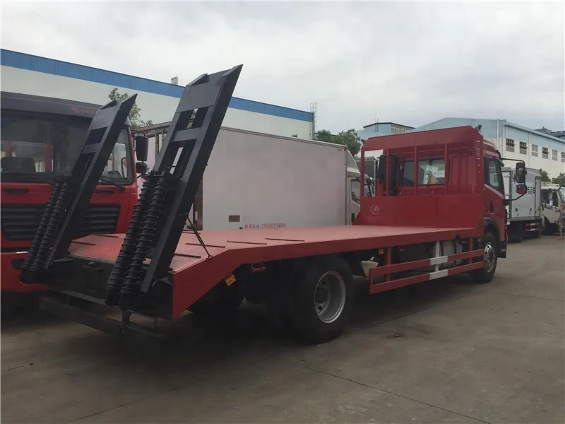 Long vehicle length and 8.5 ton weight road obstacle wrecker towing truck