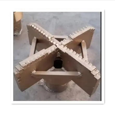 high quality  4  blades step type PDC  drag bit for oilfield water well drilling