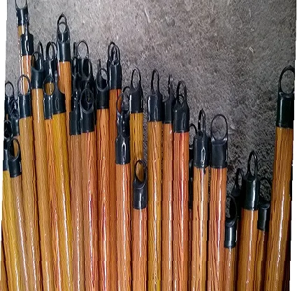 105.000 pcs/ cont 40HC of Hardwood broom stick origin of Vietnam