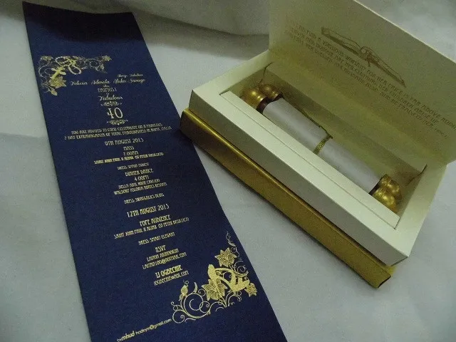  Сделанное на заказ приглашение в виде прокрутки с напечатанным шелковом экране текстом или золотой фольгой печатные тексты