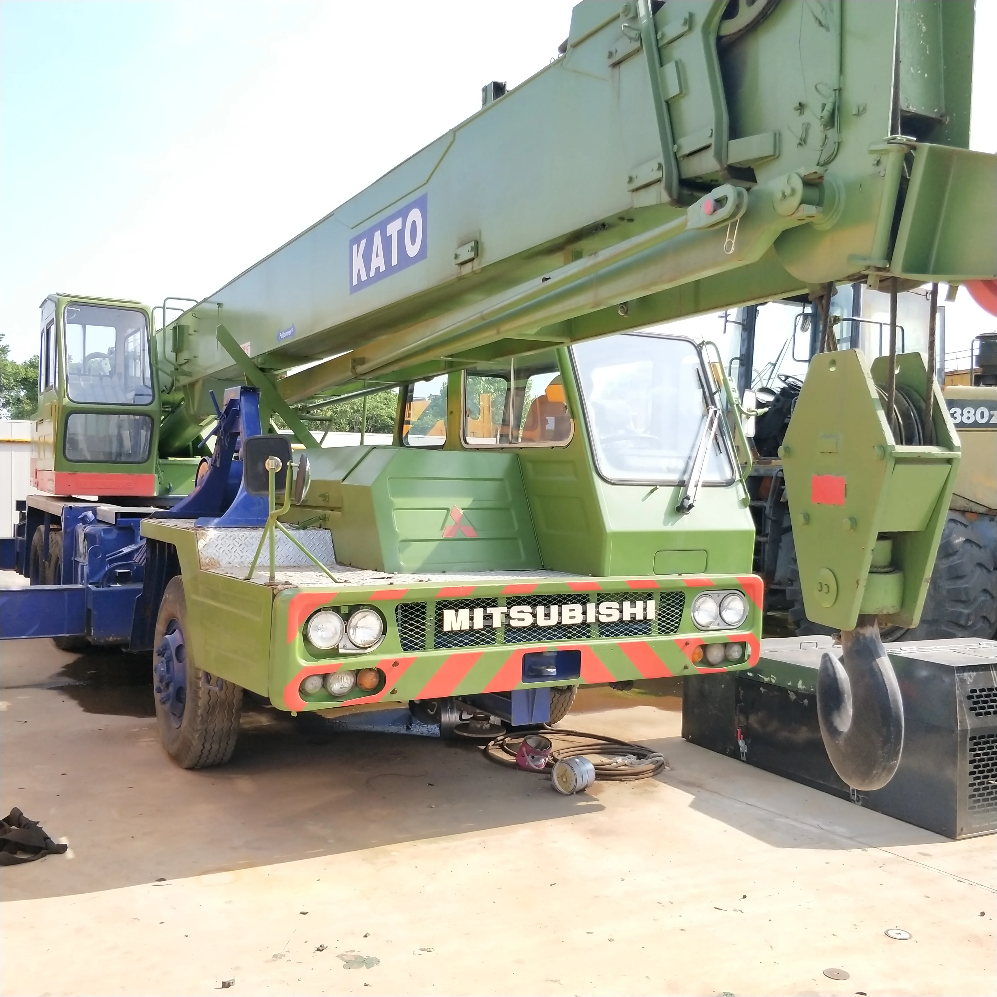 Good Quality Japan Original KATO 25 Ton Used Truck Crane for Sale