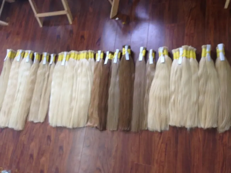 Светлые волосы с двойным рисунком