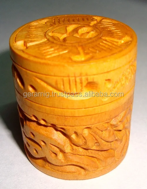 New Arrival Light Carved Wood Pill Box Medicine Storage Box for Export Sale