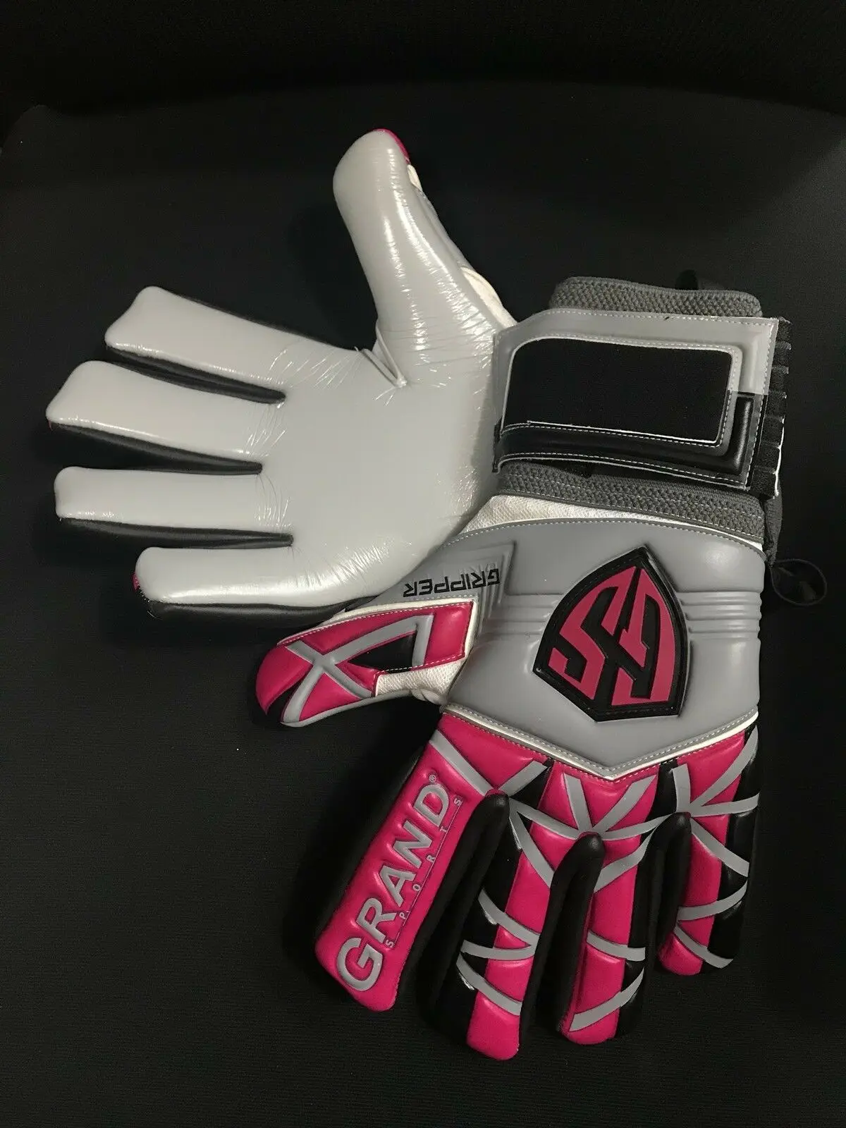 Football Professional goalkeeper Gloves Negative cut