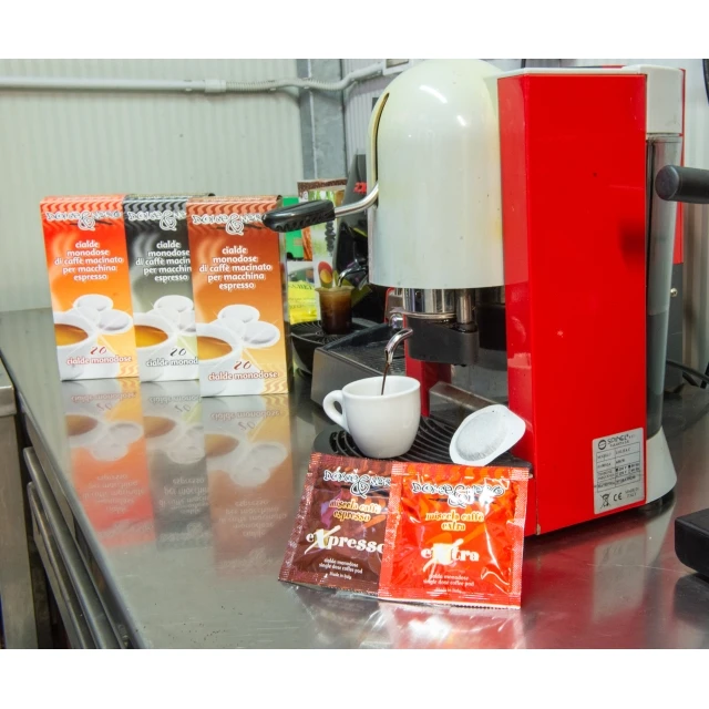 
ITALIAN FLAVOR COFFEE PODS- 20 PODS BOX CARAMEL- GROUND COFFEE 