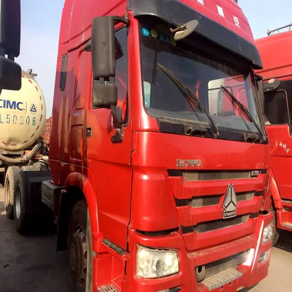 used China low mileages heavy Howo sinotriuk trailer tractor head truck for sale