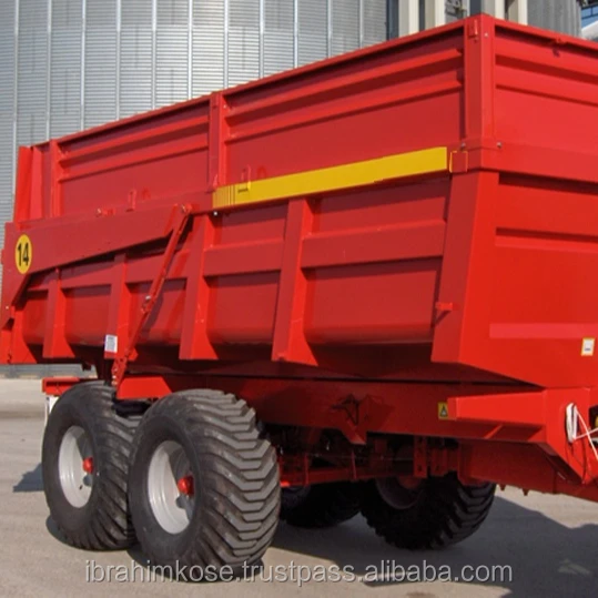 Тракторный прицеп 3