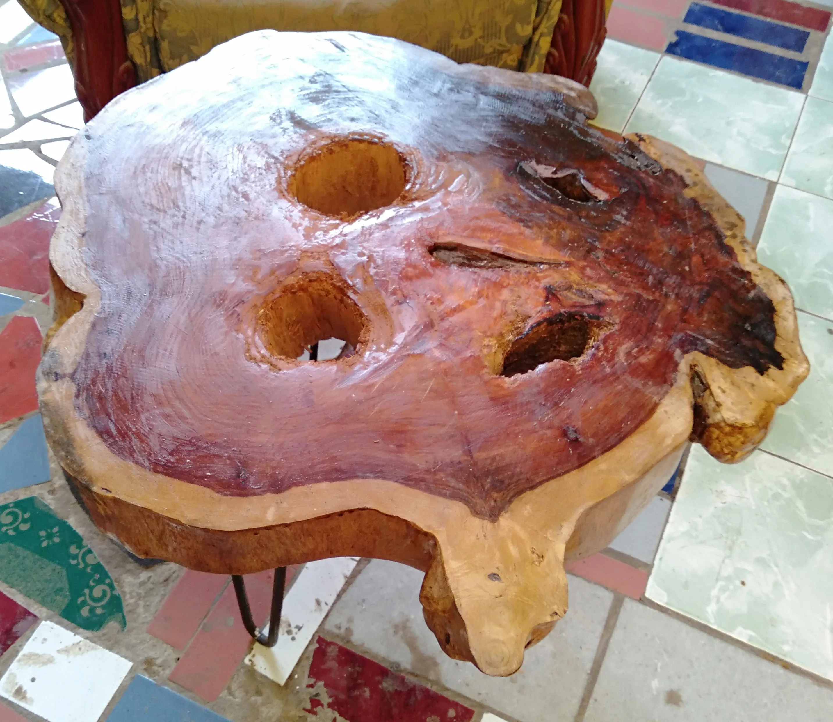 Reclaimed Mahagoni round natural table, cheap round table