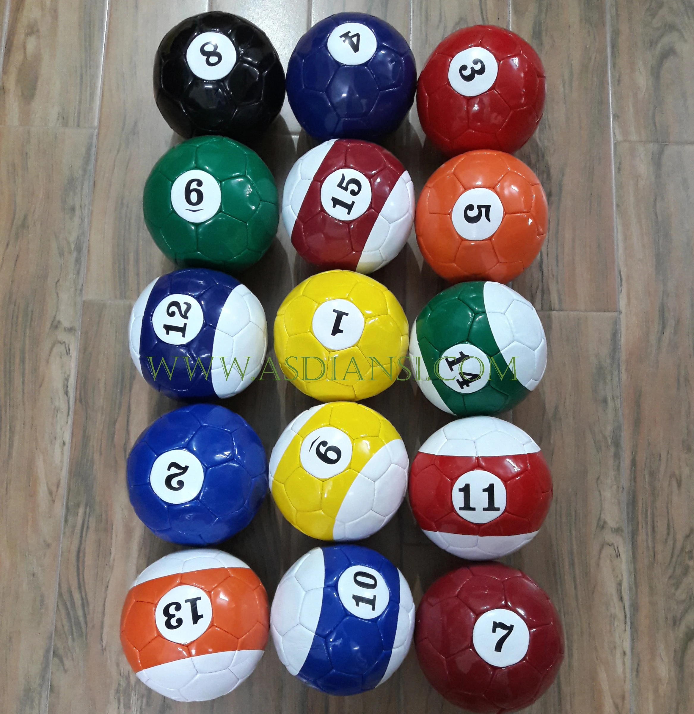 Надувные бильярдные футбольные мячи