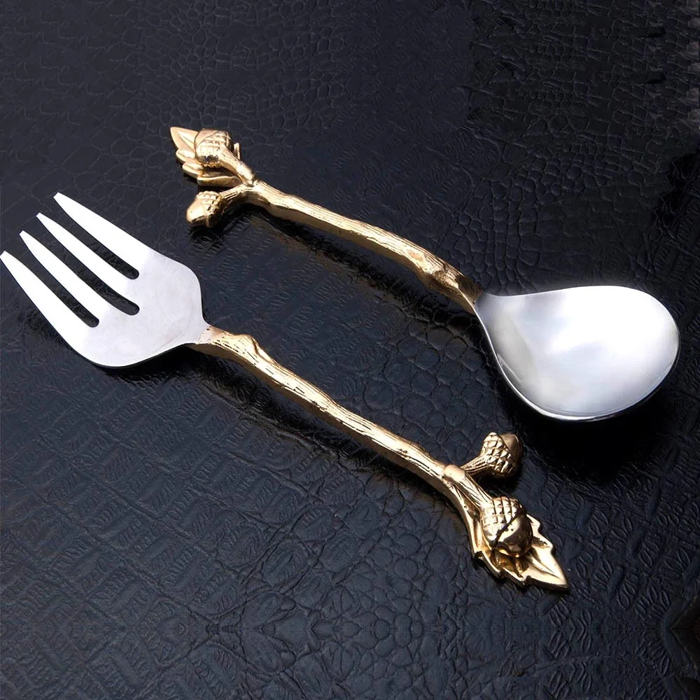Table Top Heart Shape Design in End of Handle Cutlery Set Chinese Soup Spoon & Fork Set Unique Cutlery Set