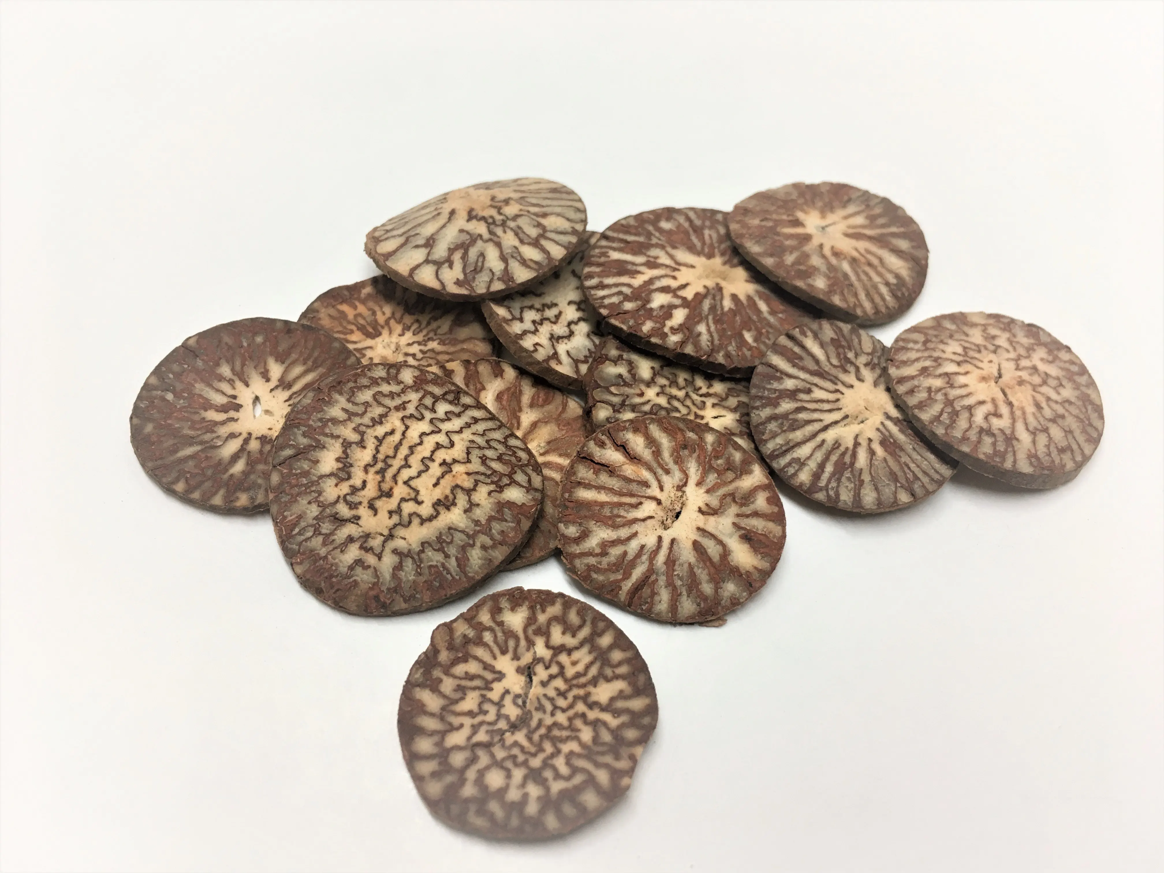 Органическая дешевая бетовая гайка/SUPARI/ ARECA из Вьетнама