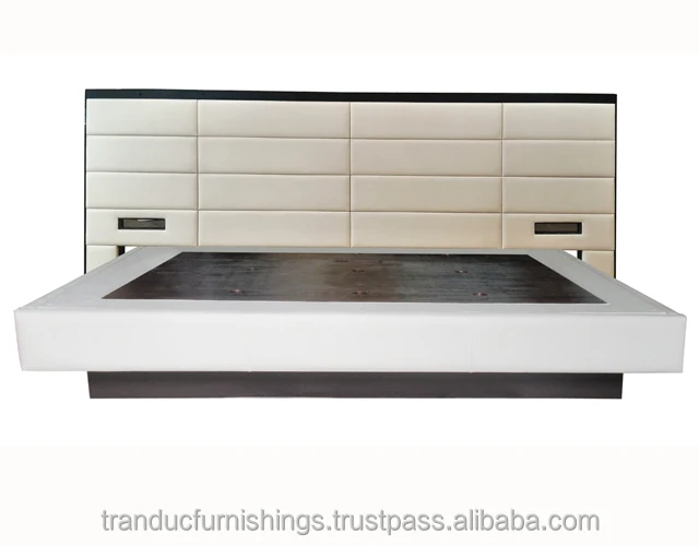 
Bedroom set Marriott Holywood 4-5 star hotel 