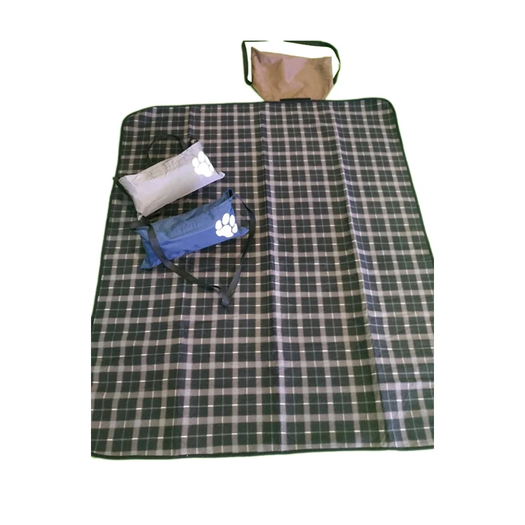 Wholesale Custom Portable Folding Waterproof Picnic Blanket Polyester Plaid Picnic Blanket