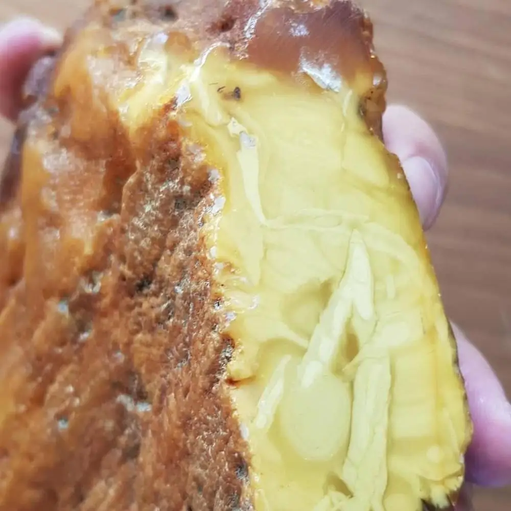 Decorative Amber Crushed Glass Chips used in Construction Decoration