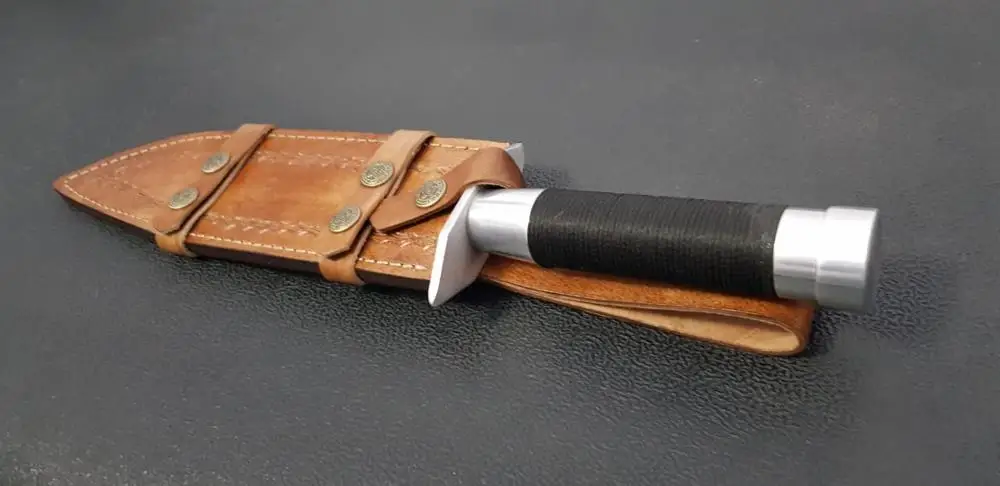 
Hunting Knife 