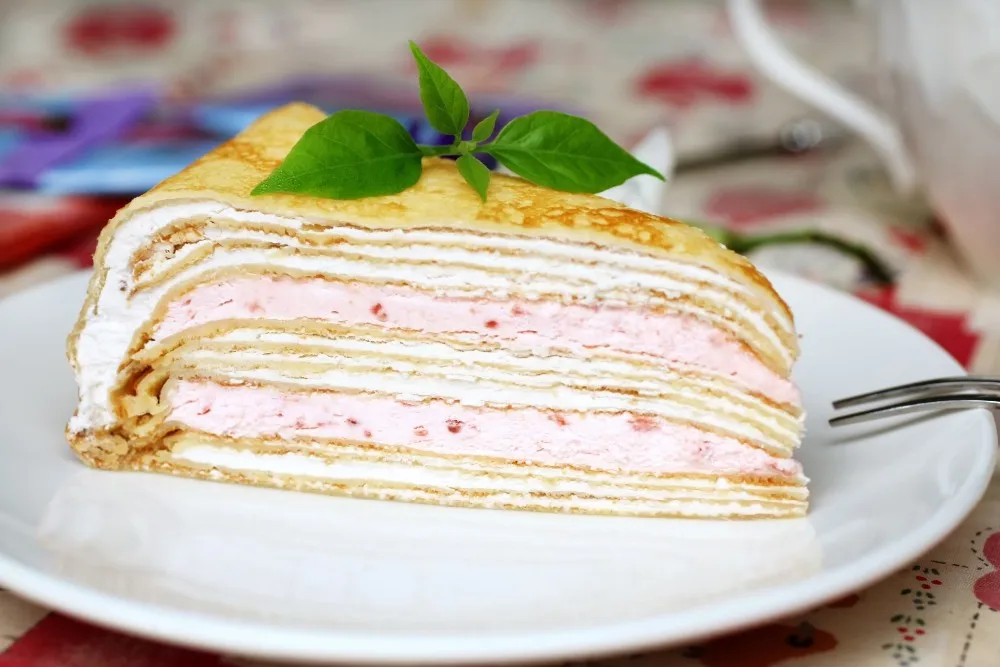 RTS задел 8 дюймов рисунком Земляничная принцесса Mille креп торт