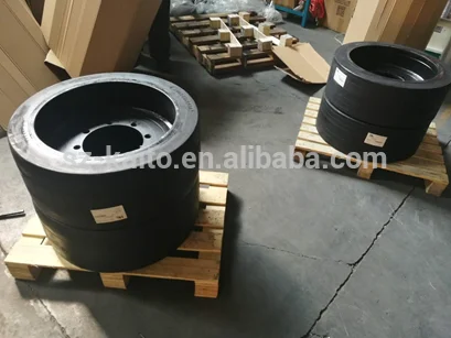 milling machine polyurethane tyre for Wirtgen W100F W1000F W120F