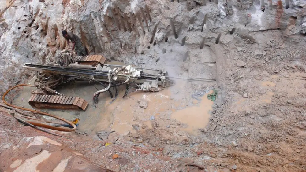 
Used Furukawa PCR200 Crawler Drills 