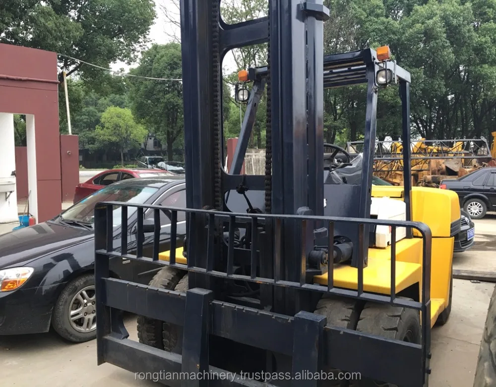 Хорошее качество 2 мачты б/у 10 тонн komatsu вилочный погрузчик FD100 для продажи/komatsu вилочный погрузчик предварительно окрашенная оцинкованная сталь) с низкой ценой