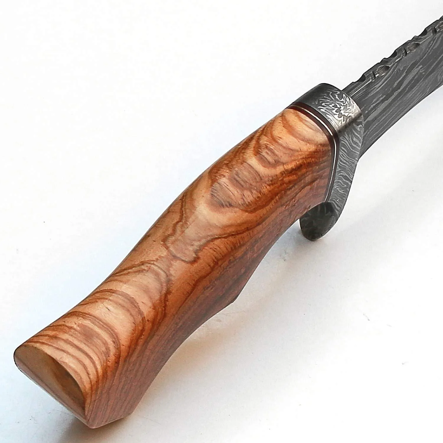 Custom Handmade Damascus Steel Hunting Bowie Knife