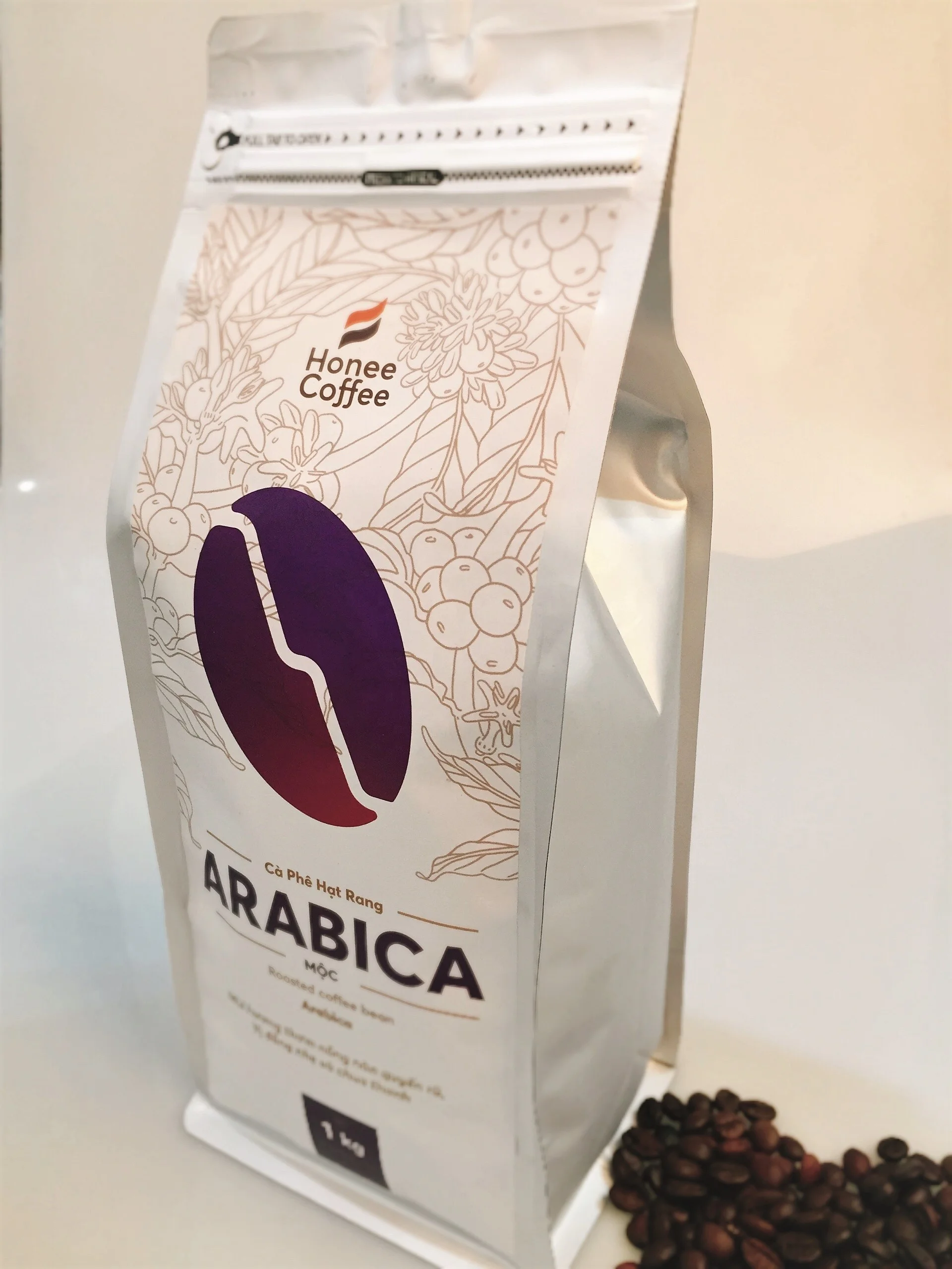 Honee Coffee - Freshly Roasted Arabica Coffee Beans - Best Coffee Roaster 1 kg per bag made in Viet Nam