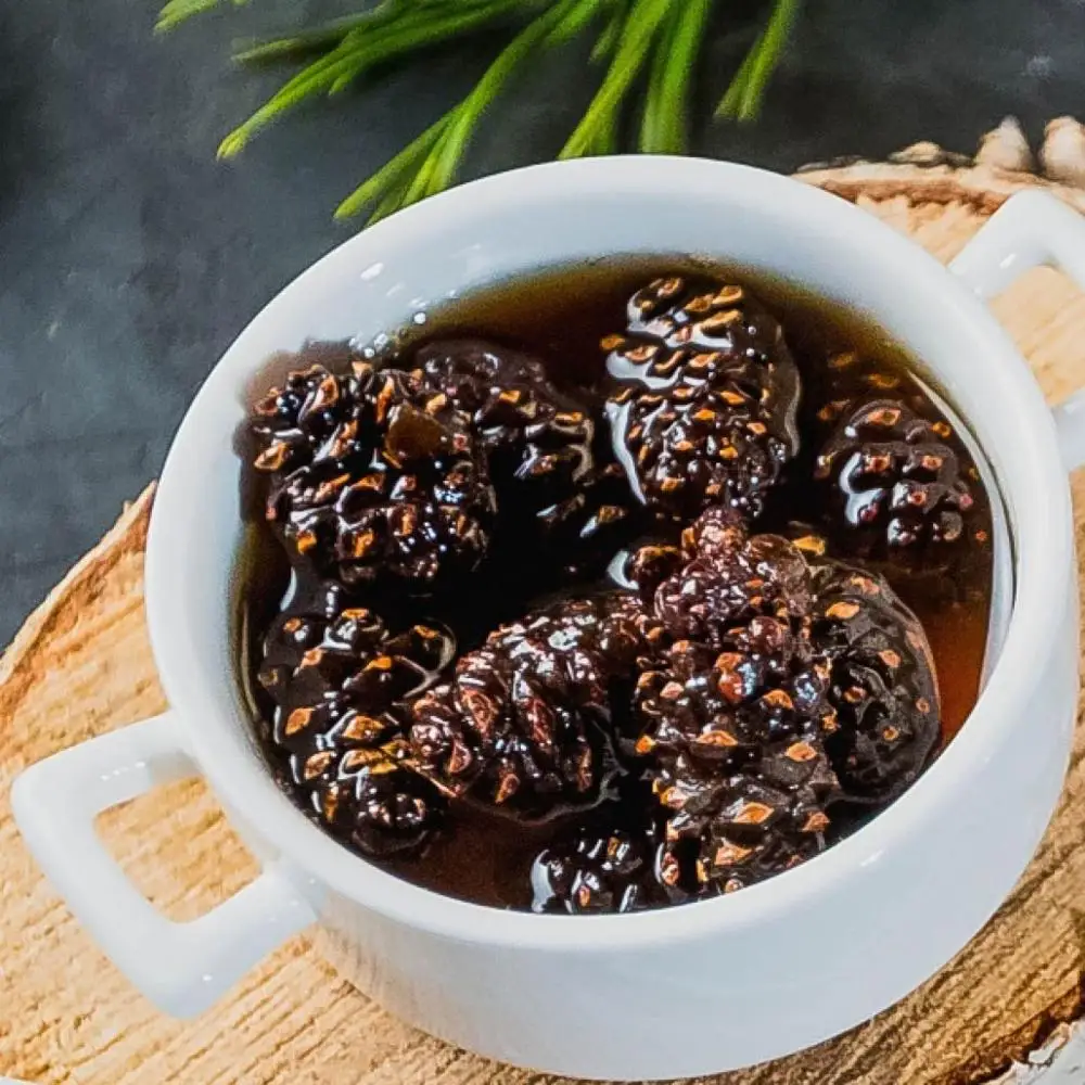 
Jam from whole pine cones, 450 gram glass 