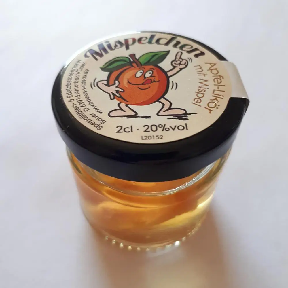 
 Микшель бренди 20%, ликер с кусками микшеля 20% Schneejager  