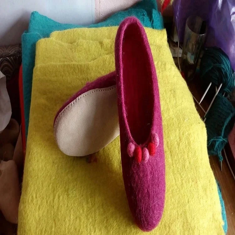 felt slipper