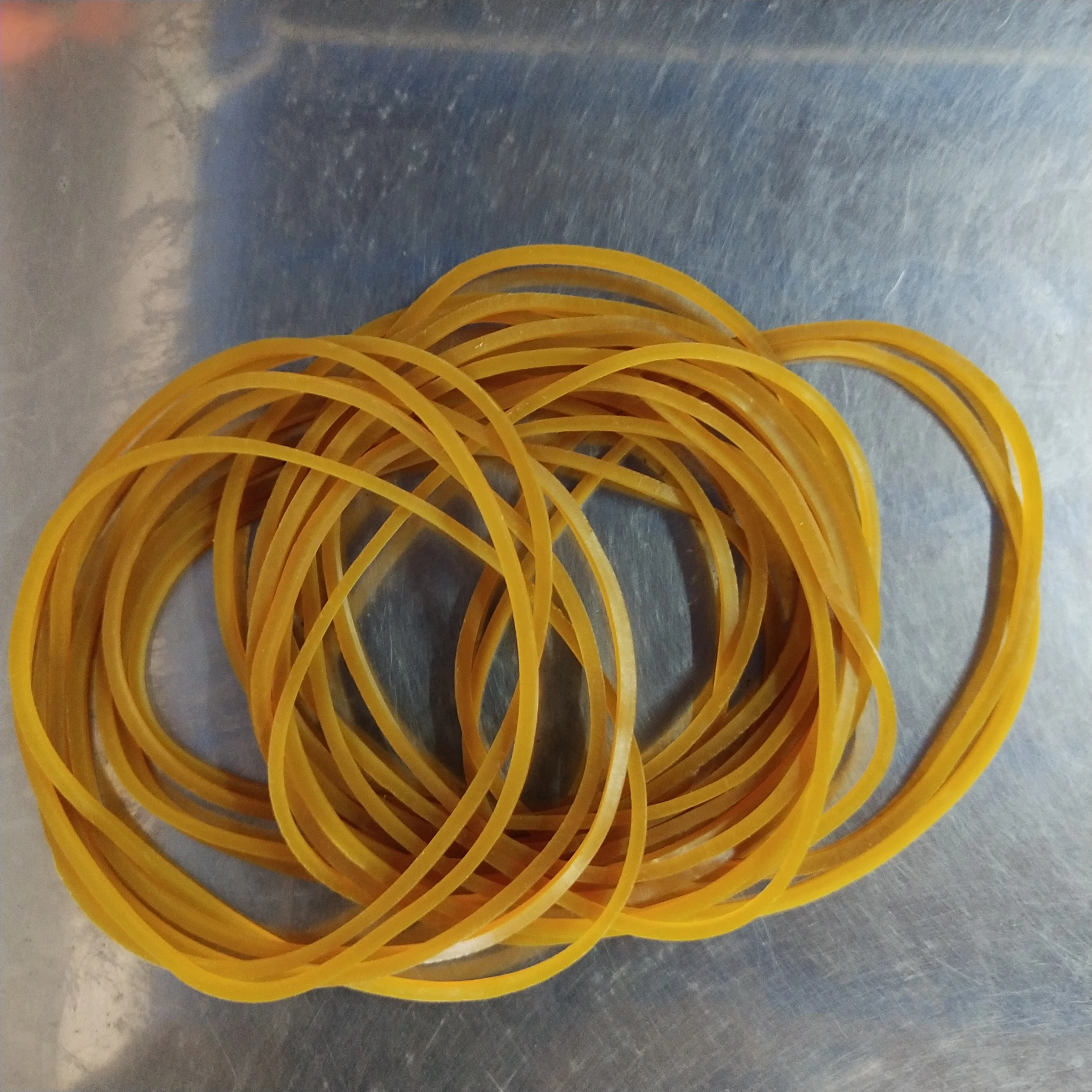 100% High Quality Rubber Band Spider