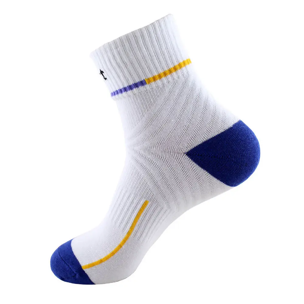Custom logo sports compression basketball Pakistan socks wholesale