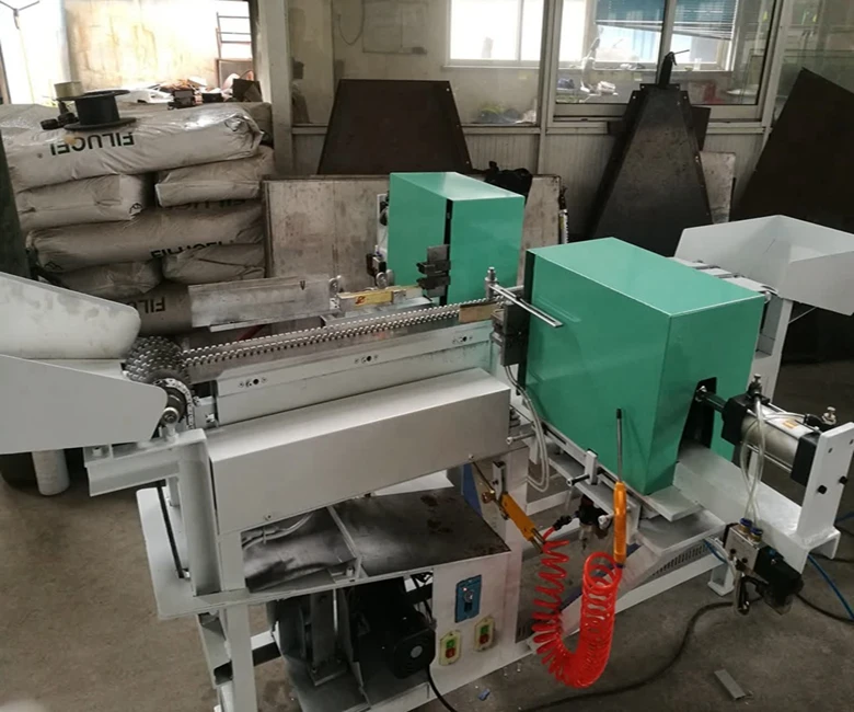 
glass capillary thermometer machine (can blow bubble at the thermometer capillary end automatically ) 