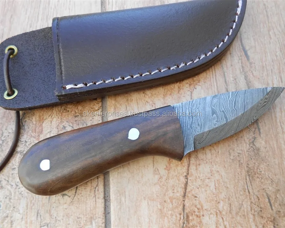 OUTDOOR CAMPING AND BUSHCRAFT KNIFE