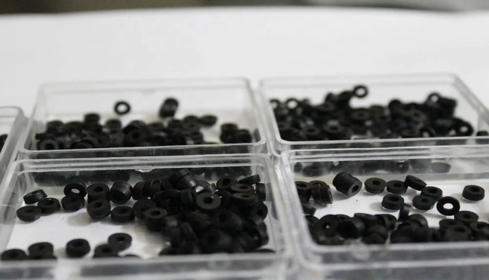 BARRON 100% Silicone O-Band (O-Rings) Hemorrhoidal Ligator 100pcs/Pack CE Verified ISO 13485-2016 Approved Healthcare Supply