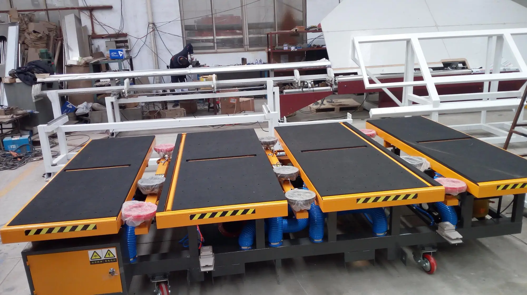 Glass Processing Machine WL4323 Three arms Multi-functional glass cutting table