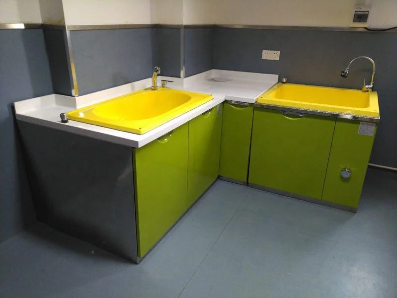 Modern white  Public Bathroom Hospital Hand Washing Sink