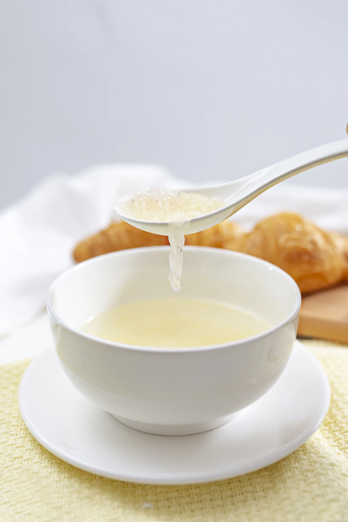 
Hot Sale Special Grade Edible Swiftlet Bird Nest Drink 