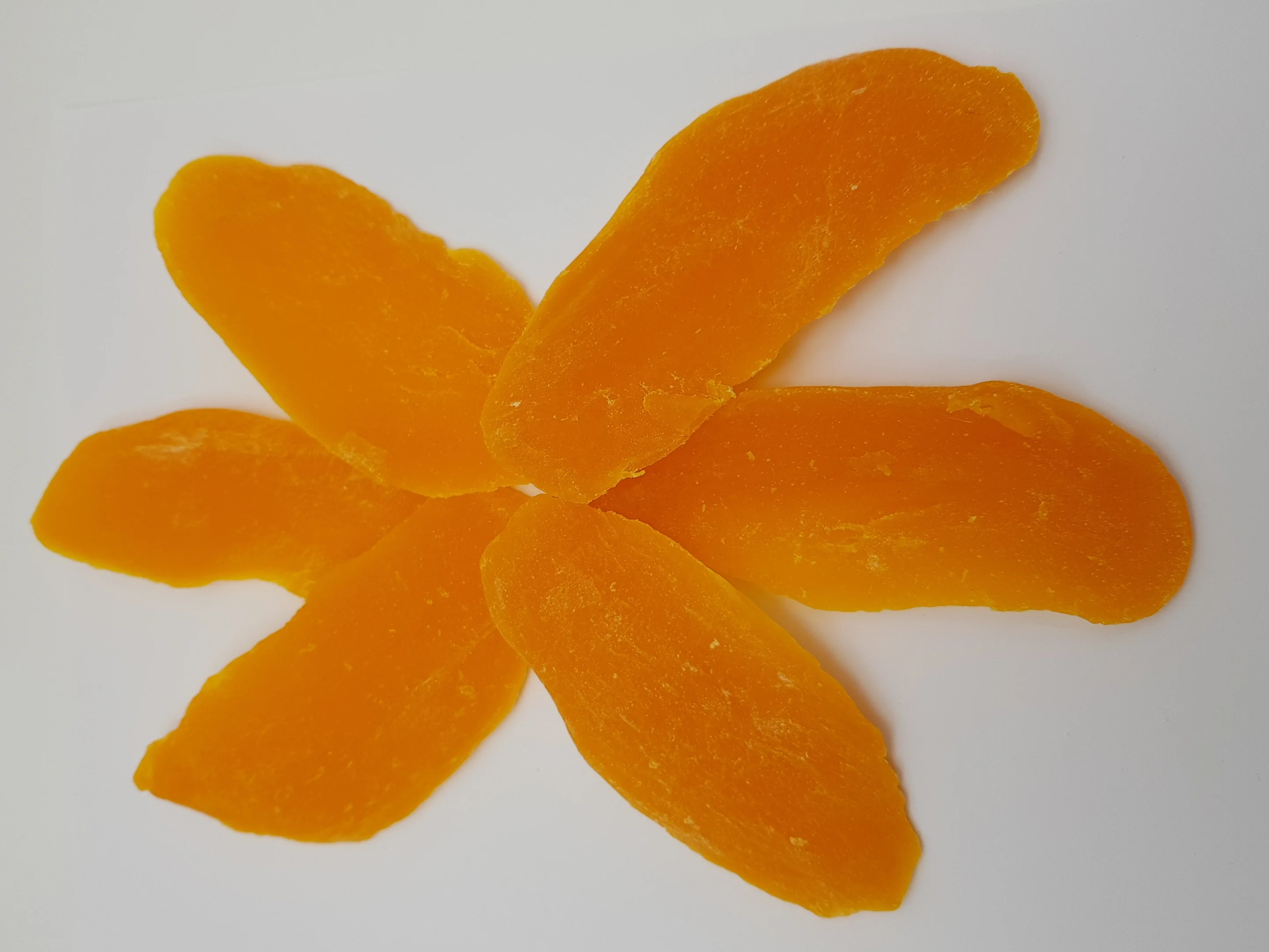 Dehydrated Dried Mango slices orange color added Thailand