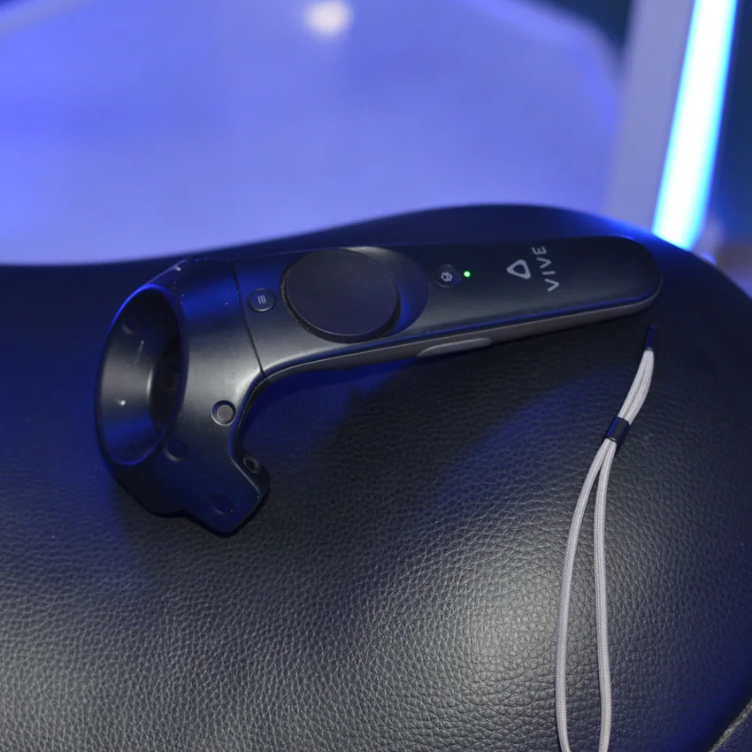 VR horse riding shooting simulator game with VR glass