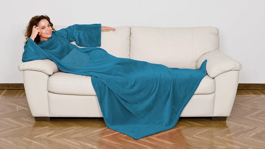 100% POLYESTER HIGH QUALITY COZY WEARABLE FLEECE TV BLANKET WITH SLEEVES KANGAROO COLOR LIGHT BLUE PACKED IN A GIFT BOX  WHOLESA