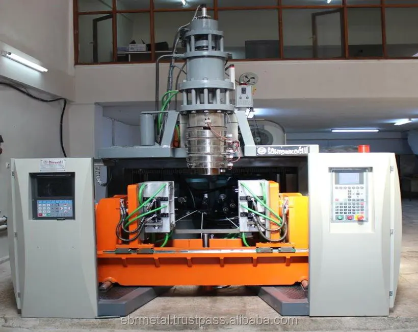 PLASTIC BLOW MOLDING MACHINE