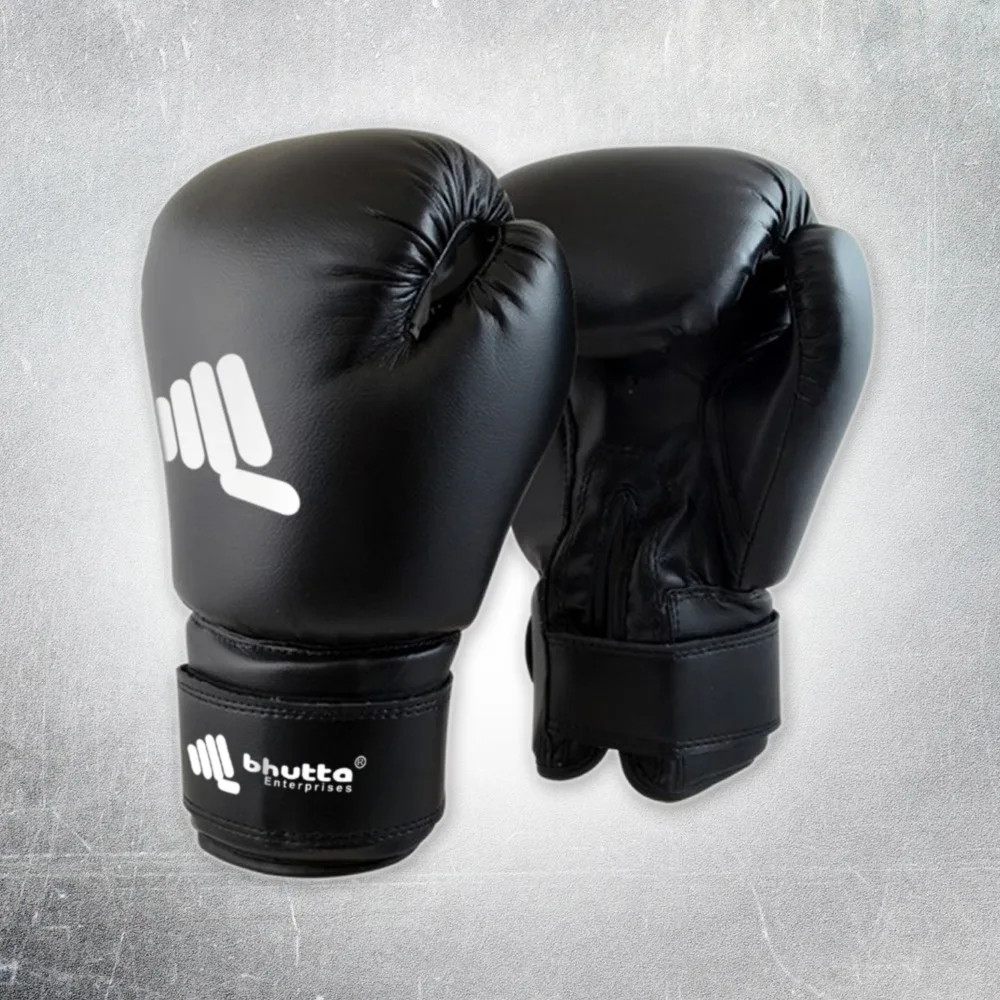 
Black Training Boxing Gloves in Leather 