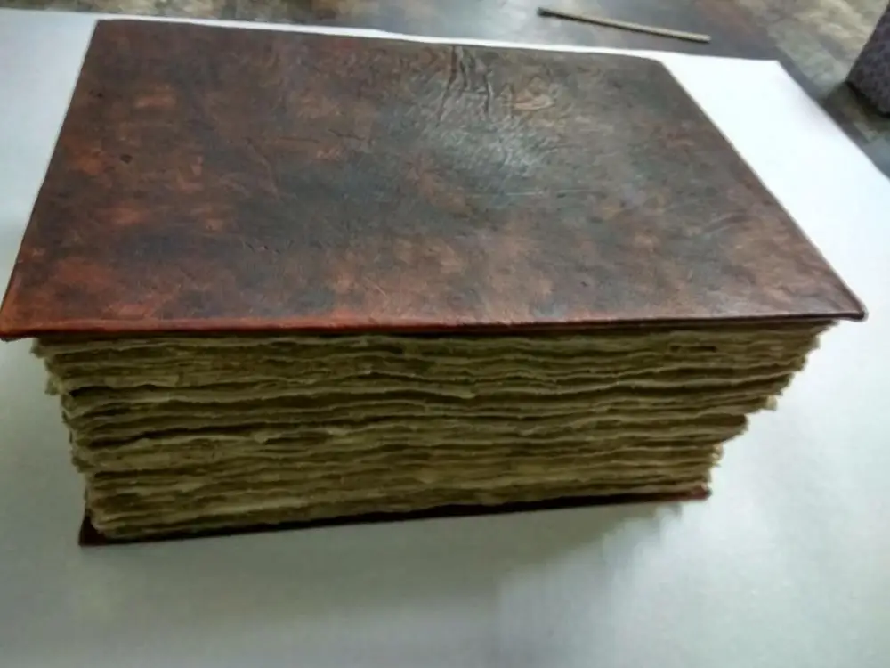 Fashionable Leather Journals with metal press stud