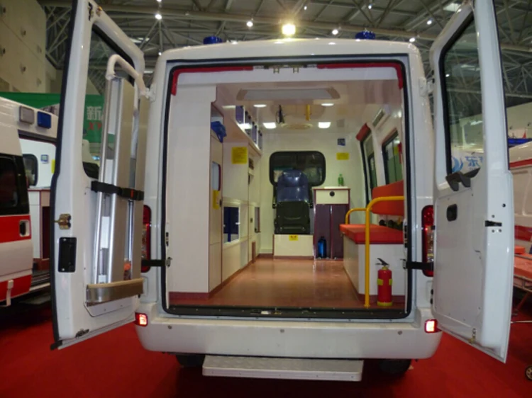 YLH5044XHD New Hospital Ambulance Dimensions car Price