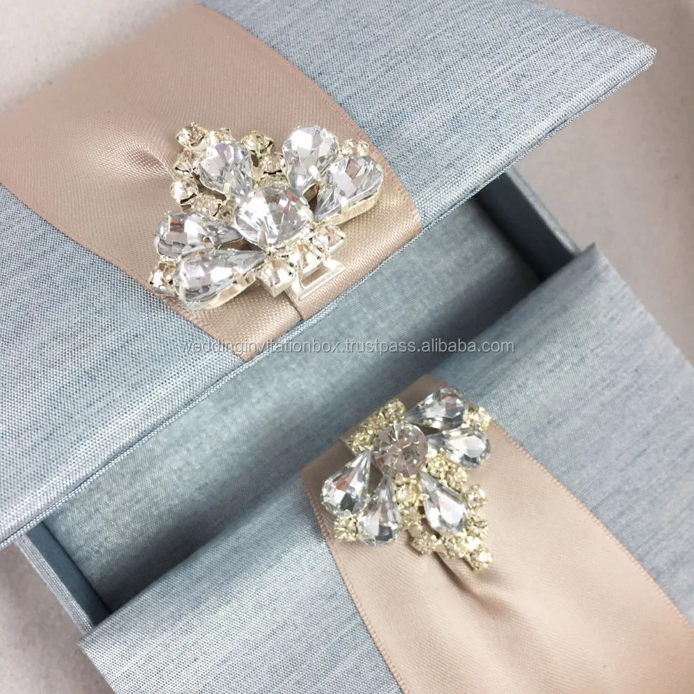 Brooch Silk Cards Wedding Invitation Boxes