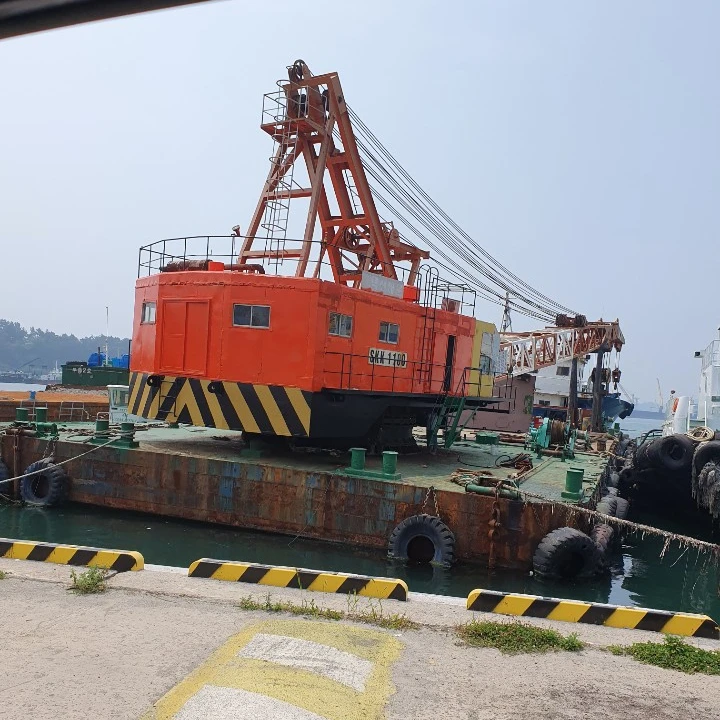 
120TON REVOLVING CRANE BARGE FOR SALE(SDM-FC-215) 