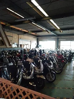 JAPANESE HIGH QUALITY USED MOTORCYCLES WITH WHOLESALES PRICE (WE handle only FULL Container 20 or 40 Feet Container)