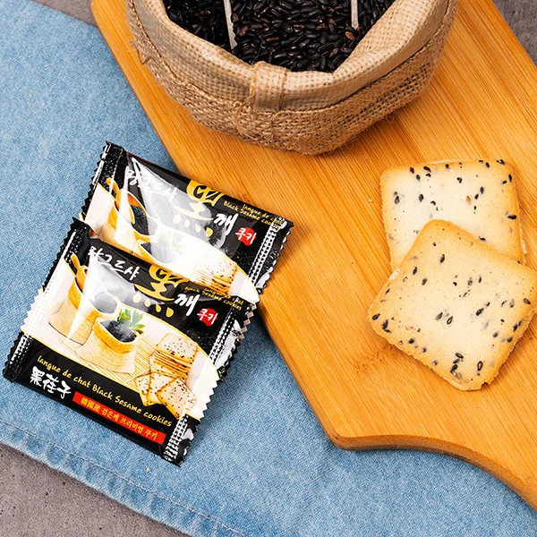 
Black sesame langue de chat advanced set of cookies combines fresh fruit with the tenderness of Langue de chat Delicious cookie 