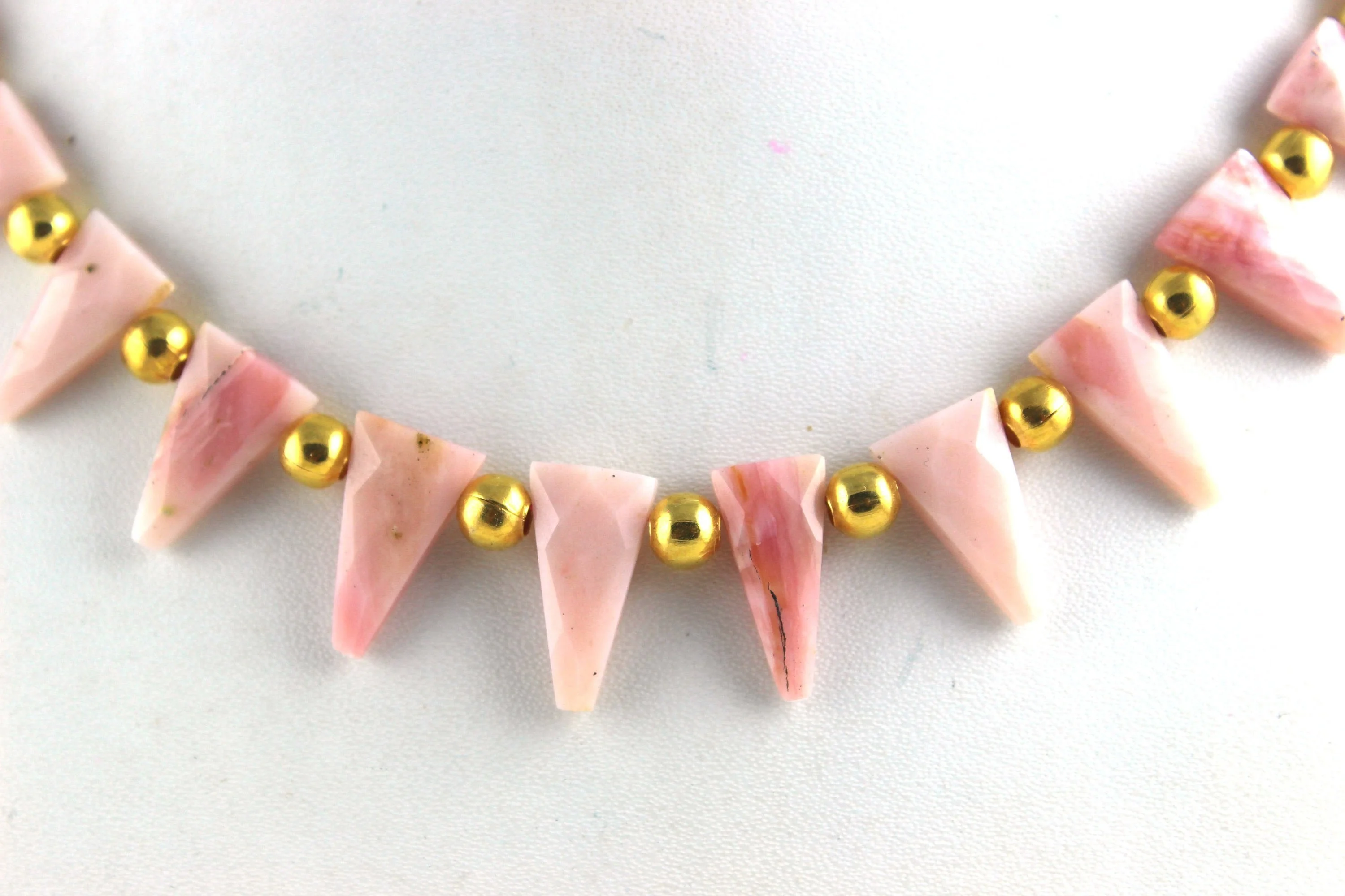 Best Quality Faceted Triangle Shape Natural Pink Opal Briolette Beads Gemstone For Jewelry Wholesale Manufracture